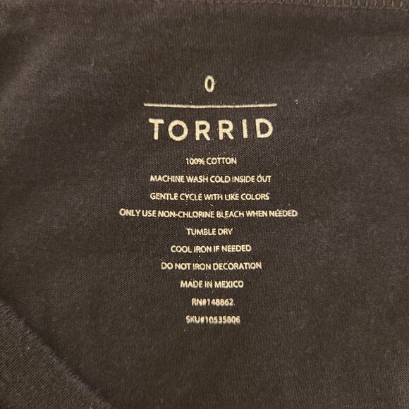 TORRID BAD NEWS BABES TSHIRT - 0/12 - Picture 3 of 4